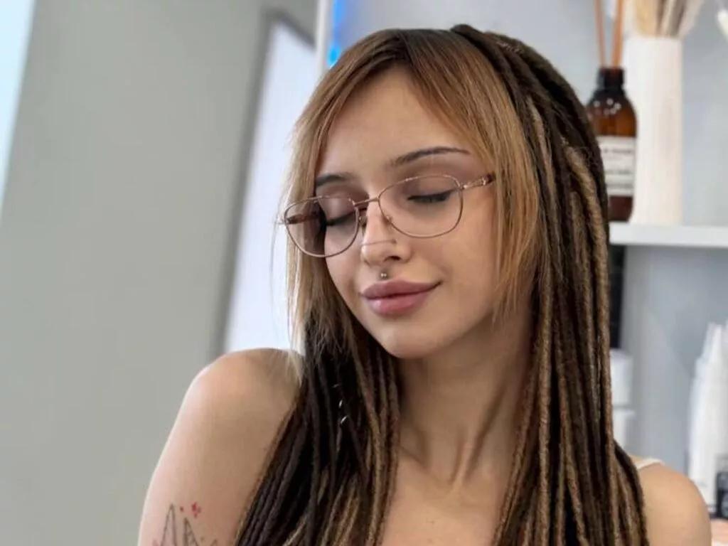 AmeliShe webcams show profile image 