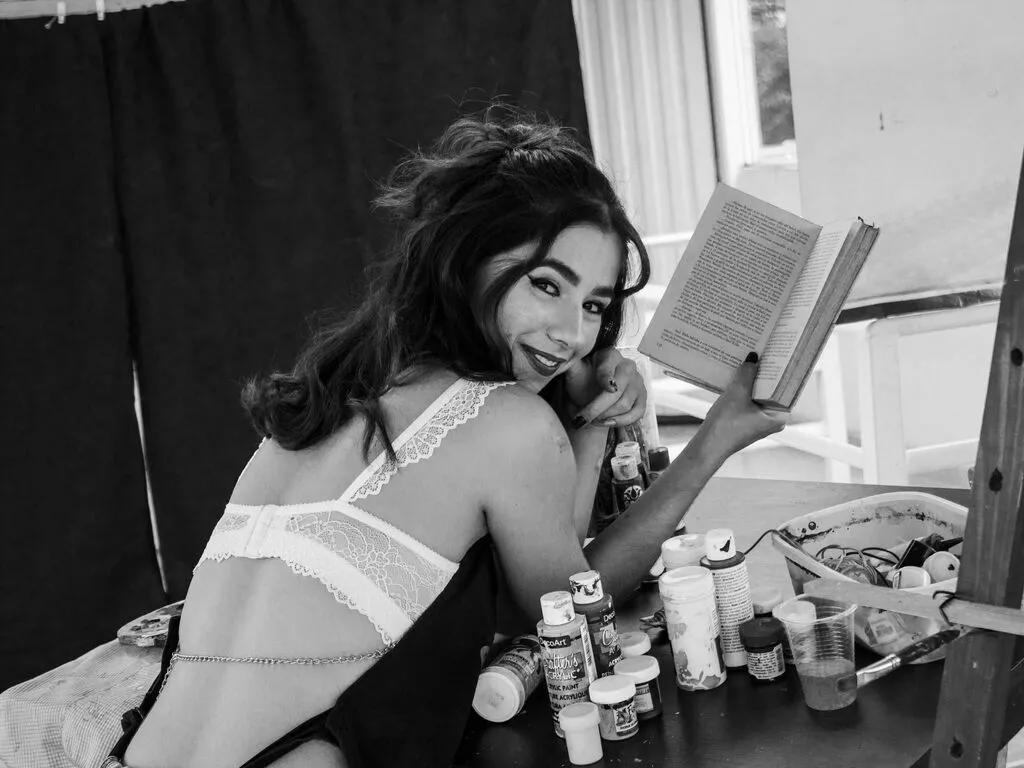 AnnieClay on LiveJasmin