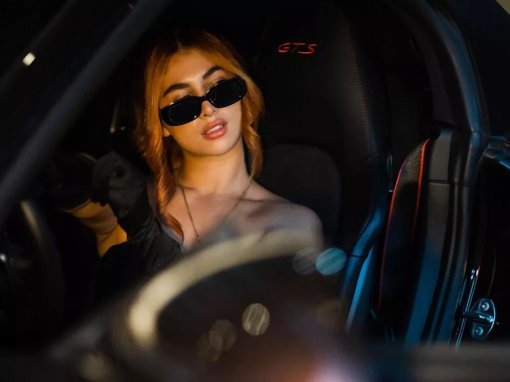 ArianaVegas webcams show profile image 