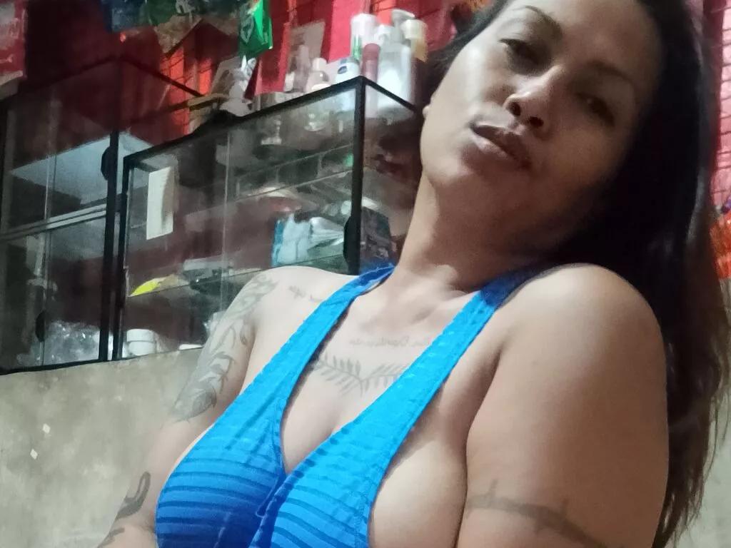 AzumiAssley webcams show profile image 