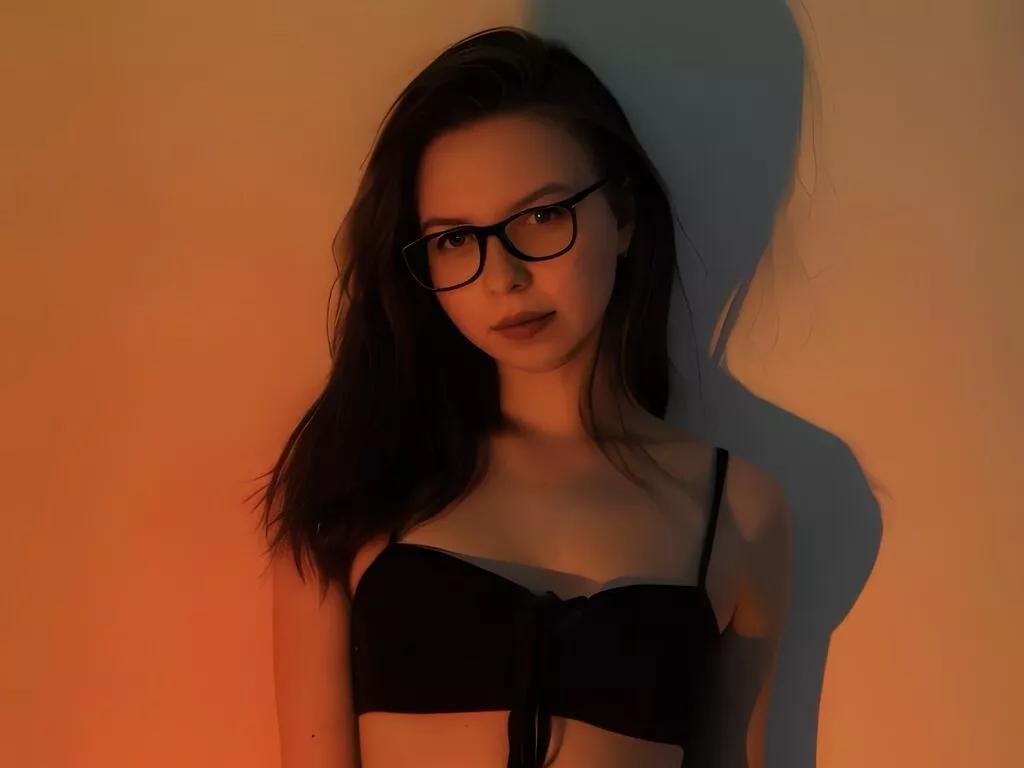 BeatrixHessey webcams show profile image 