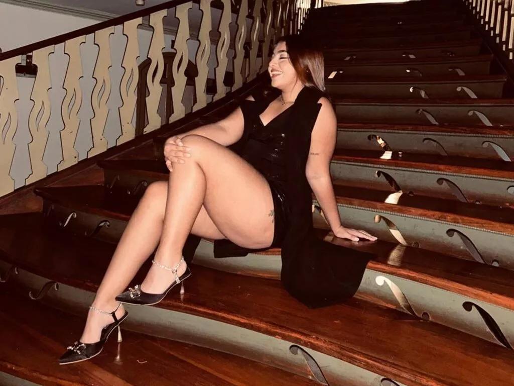 CataleyaToms on LiveJasmin