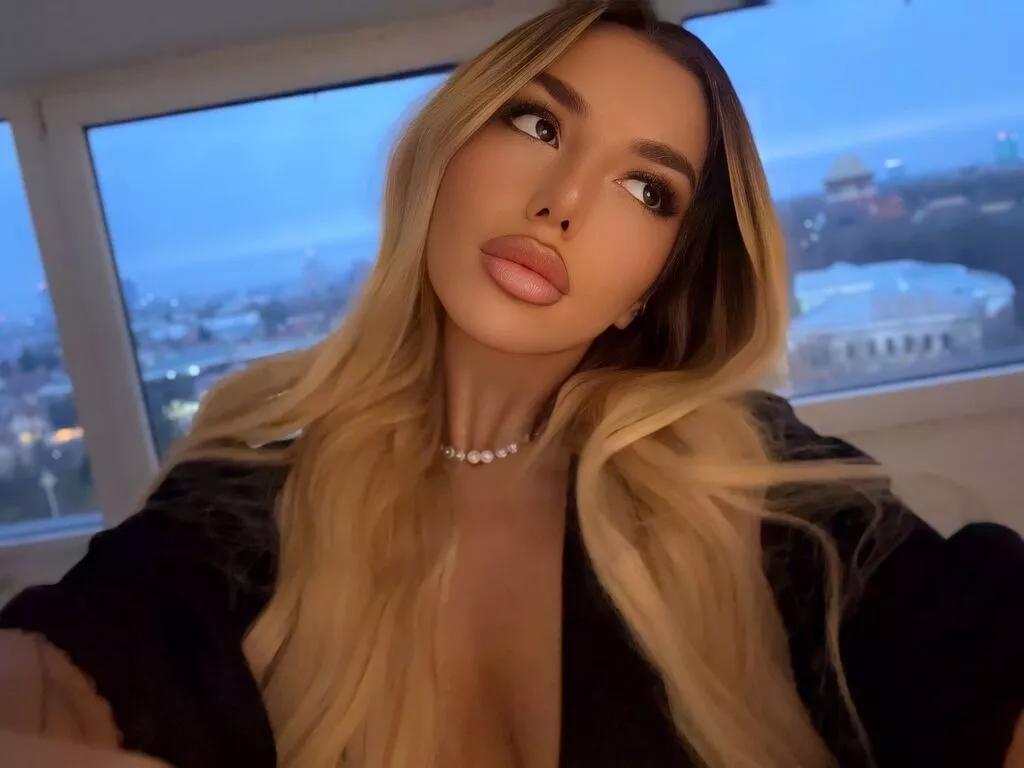 ClaraHazel webcams show profile image 