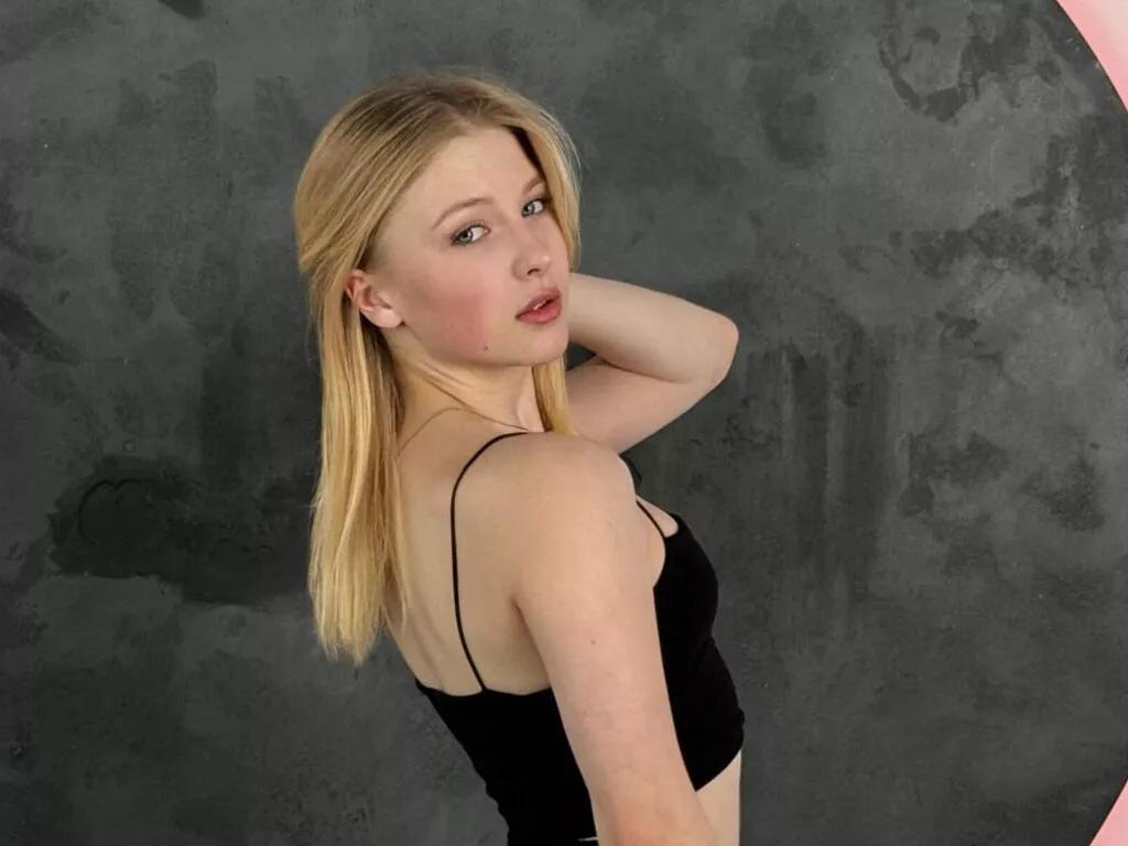 EllieRoyce webcams show profile image 