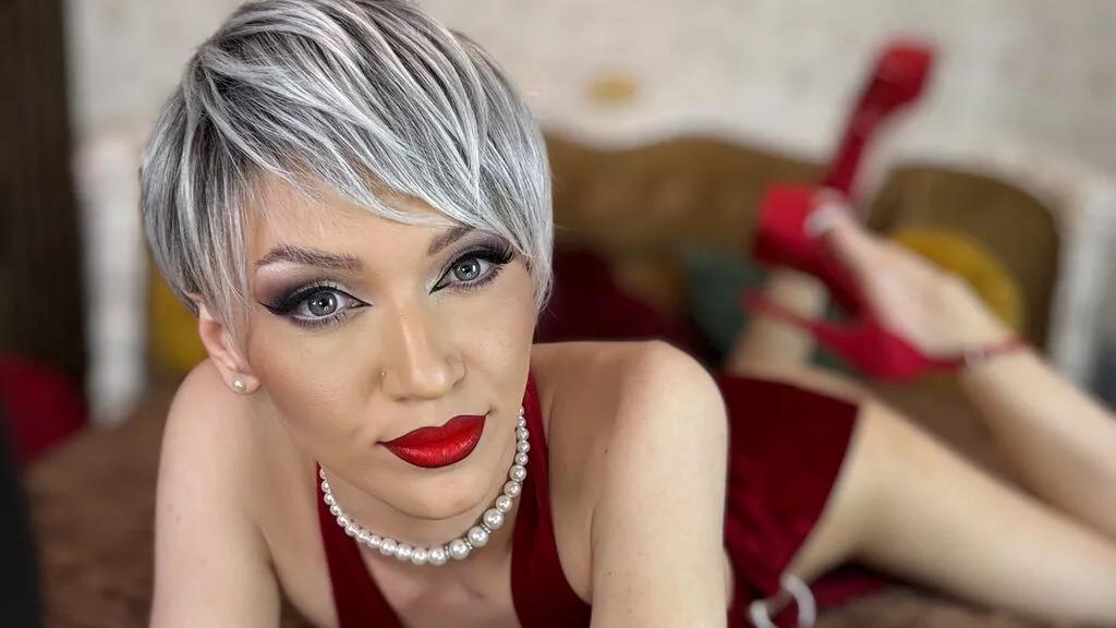 EmmaAmstrong from LiveJasmin