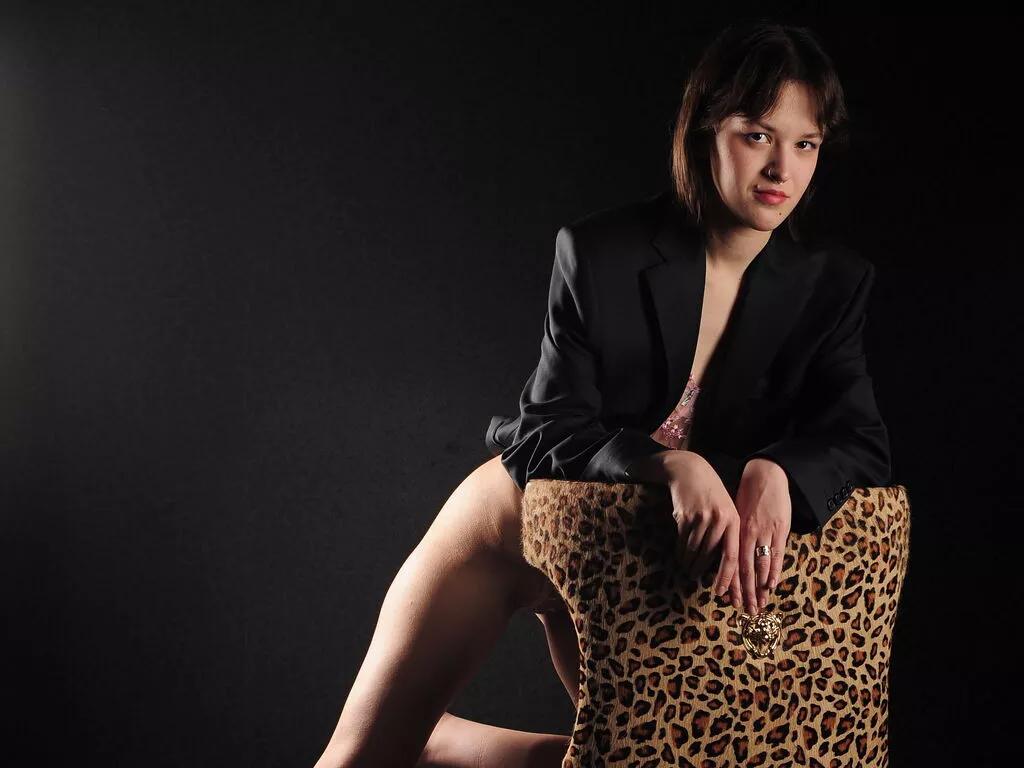 EvaMillier webcams show profile image 