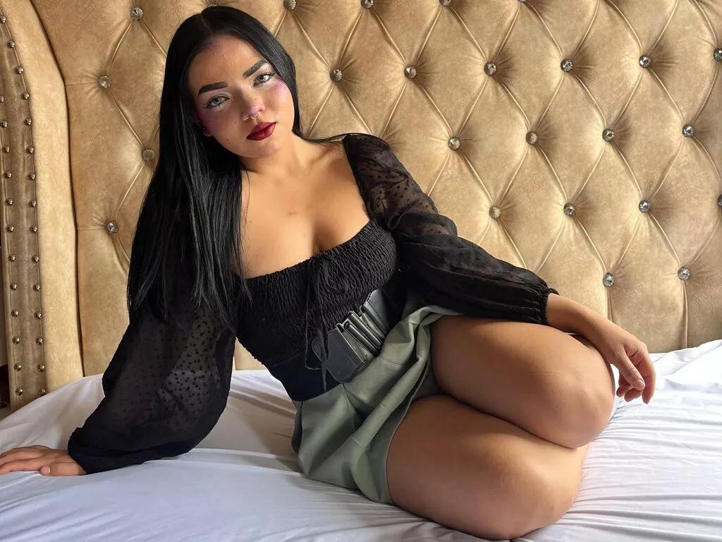 EvitaWein webcams show profile image 