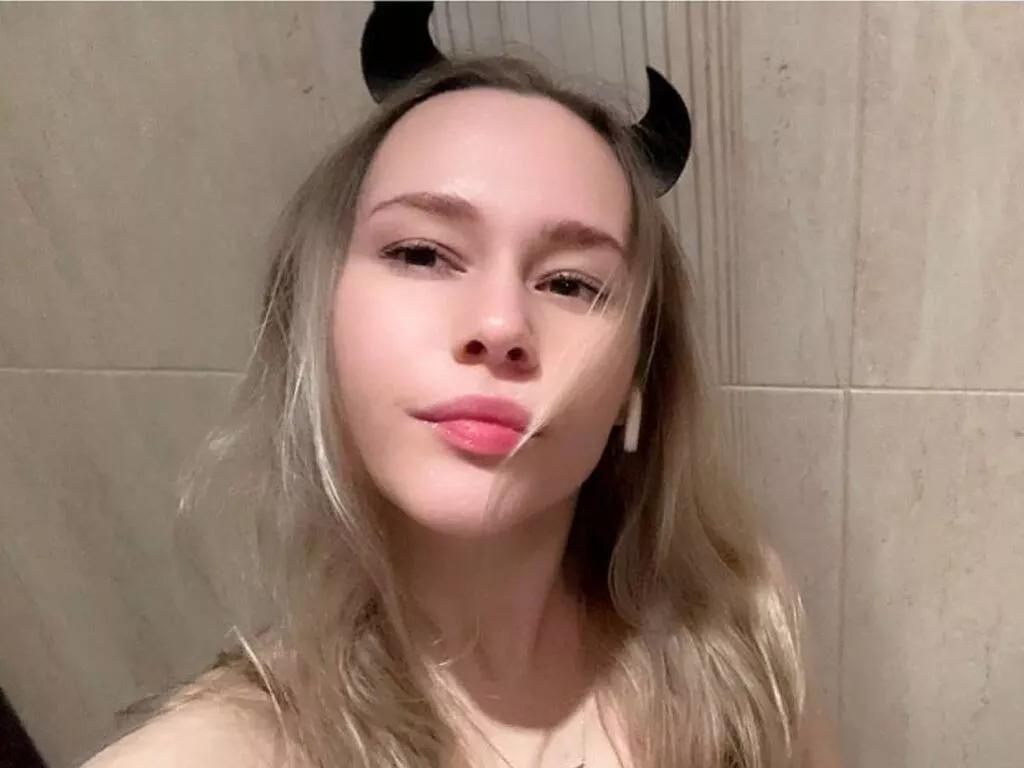 GillianBaskett webcams show profile image 