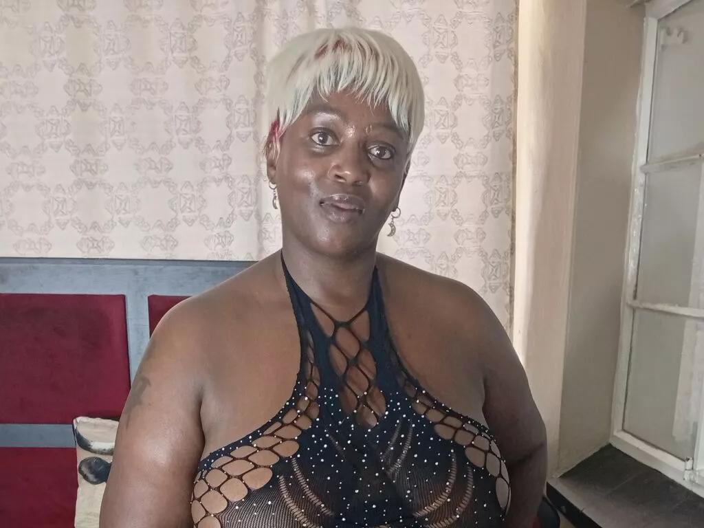 GladysWilliams webcams show profile image 