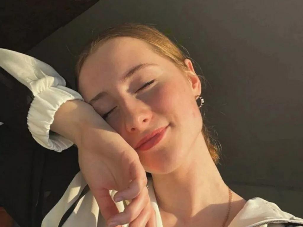 IrmaWoods webcams show profile image 