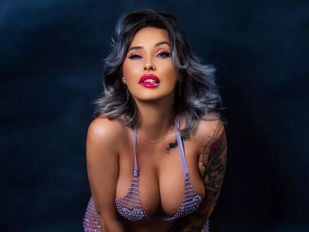 IssaSmith webcams show profile image 