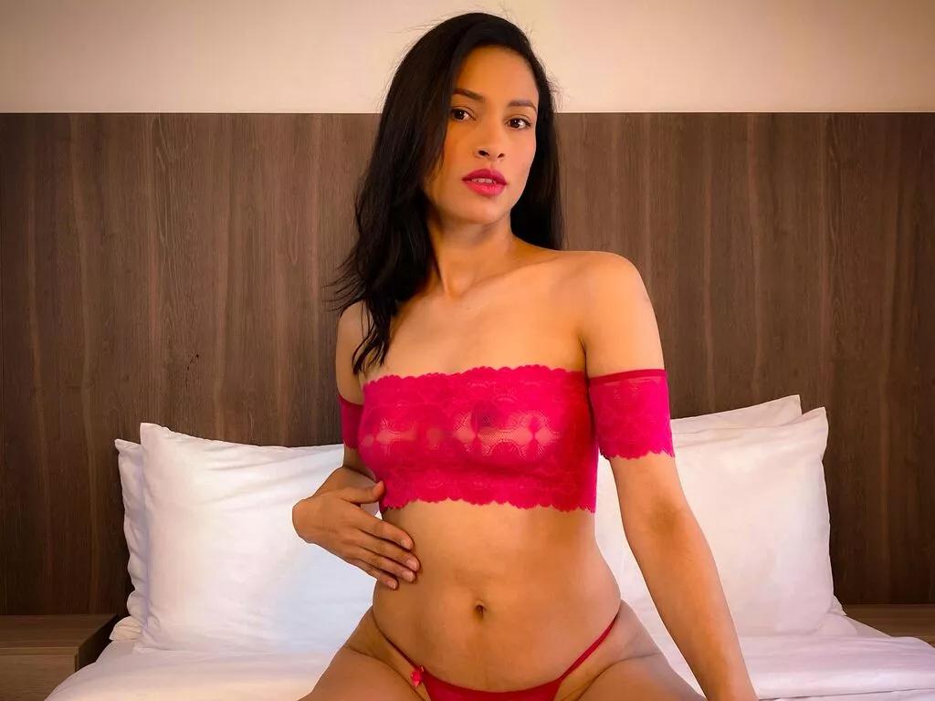 JulesSierra webcams show profile image 