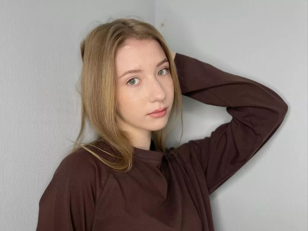JulianaDarter webcams show profile image 