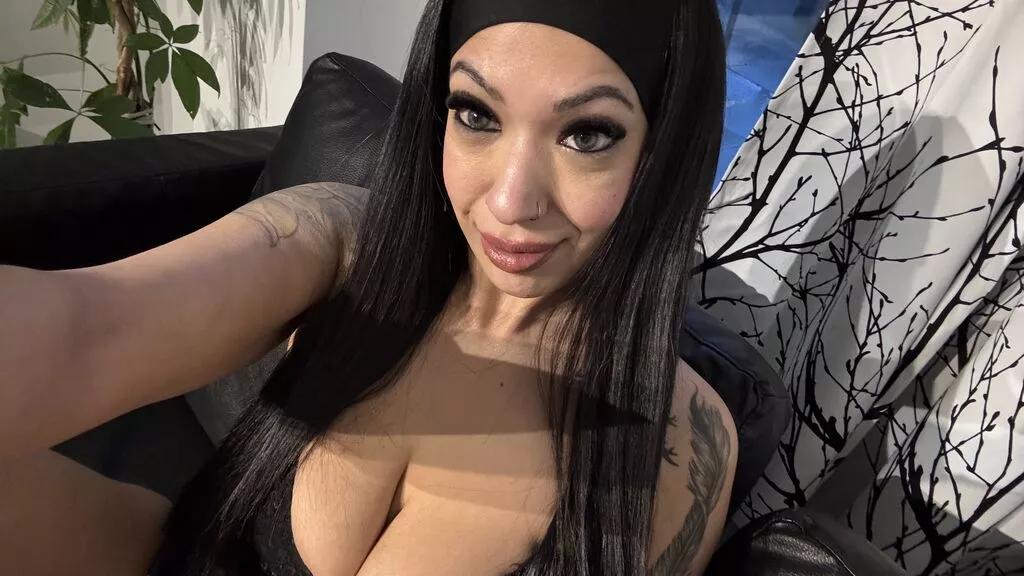 KarandeepSingh from LiveJasmin