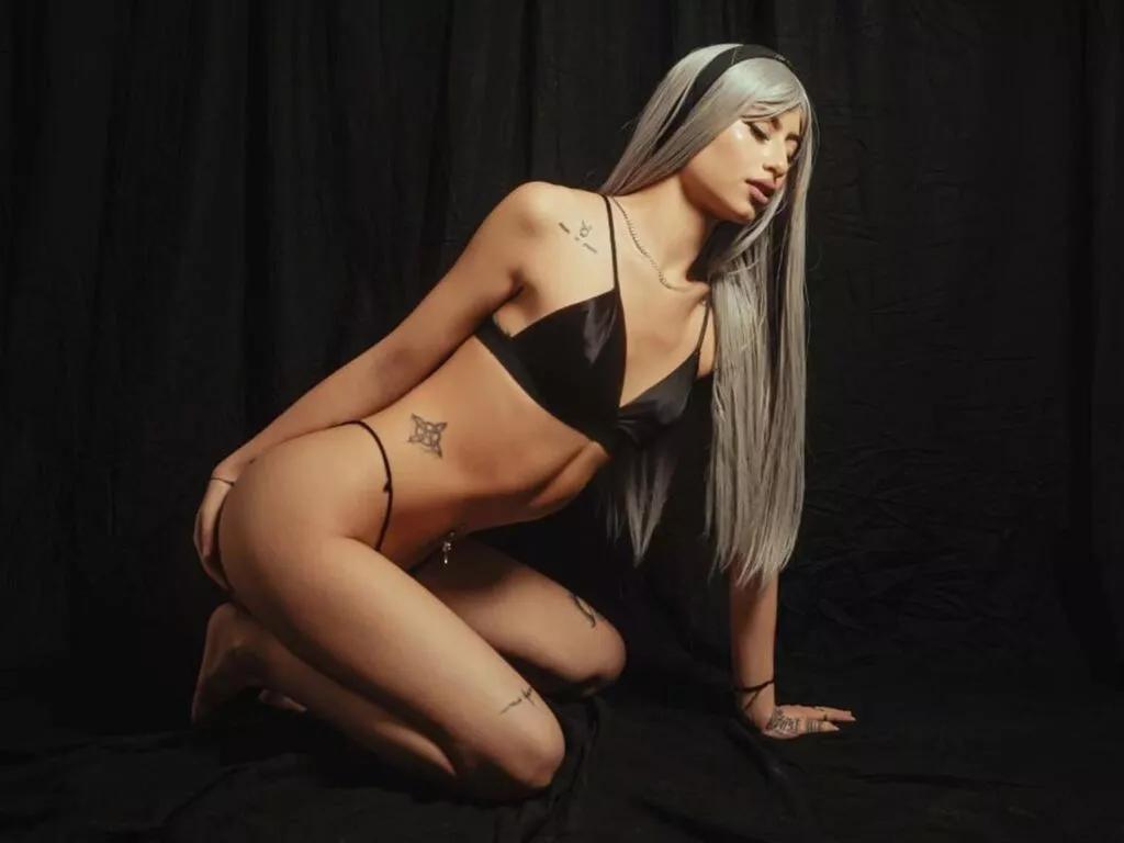 Laylaferrer webcams show profile image 