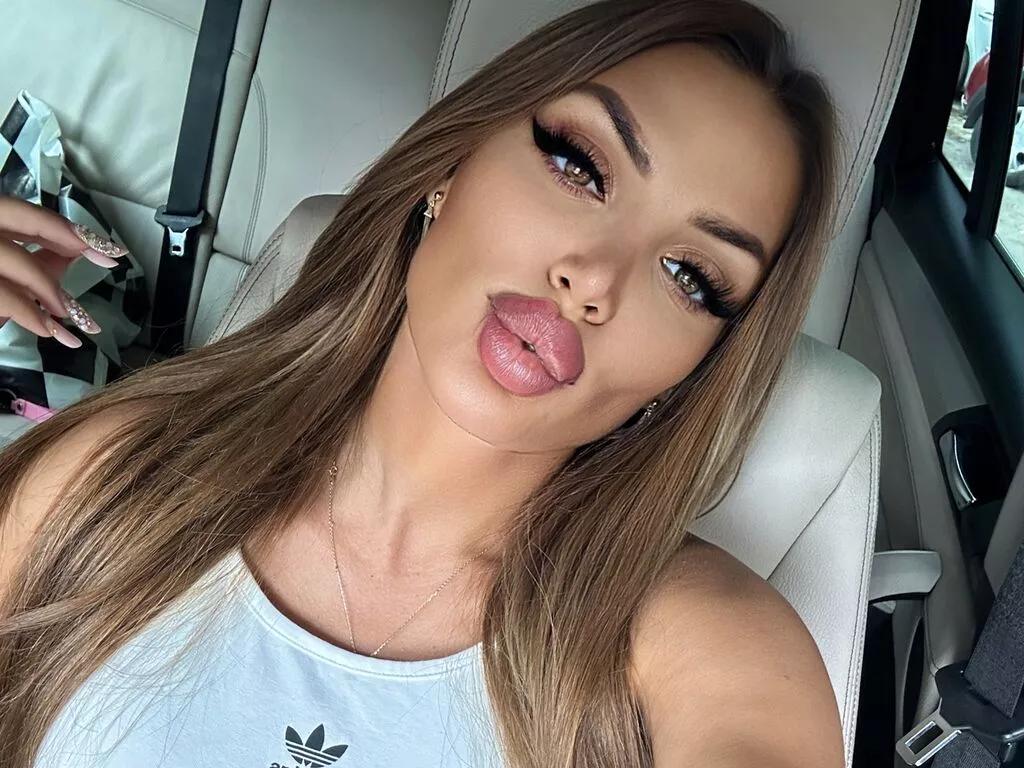 LeticiaLoren webcams show profile image 