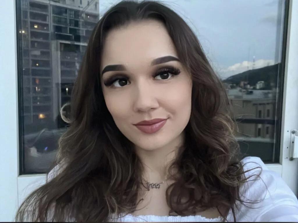 LiaBright webcams show profile image 