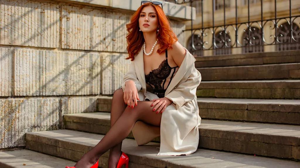 LilaFerrari from LiveJasmin