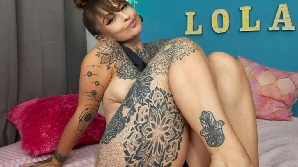 LolaVioleta from LiveJasmin