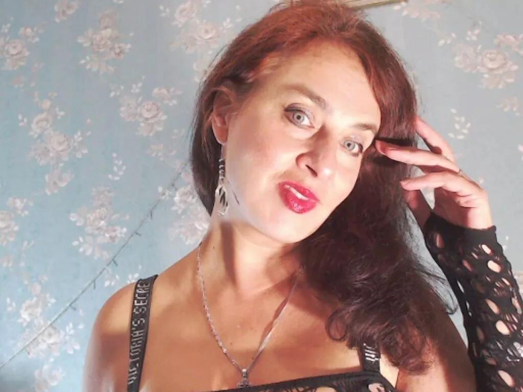LucianaLuxe webcams show profile image 