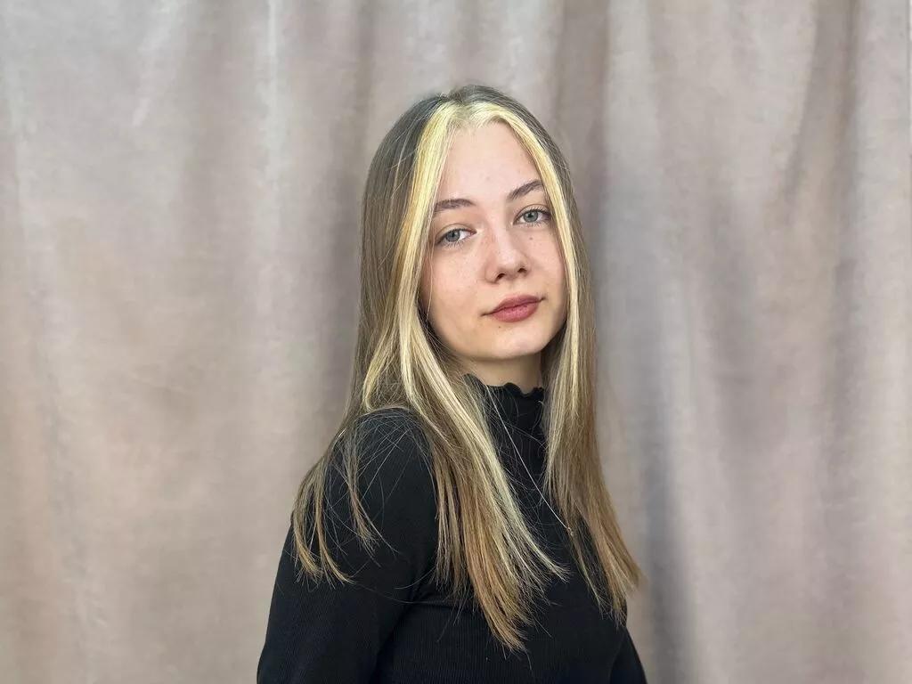 MableEwbank on LiveJasmin