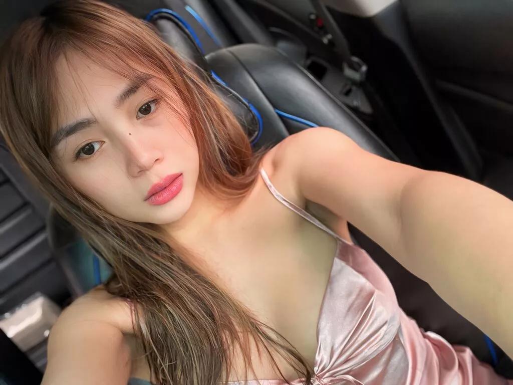 MariaEllamae webcams show profile image 