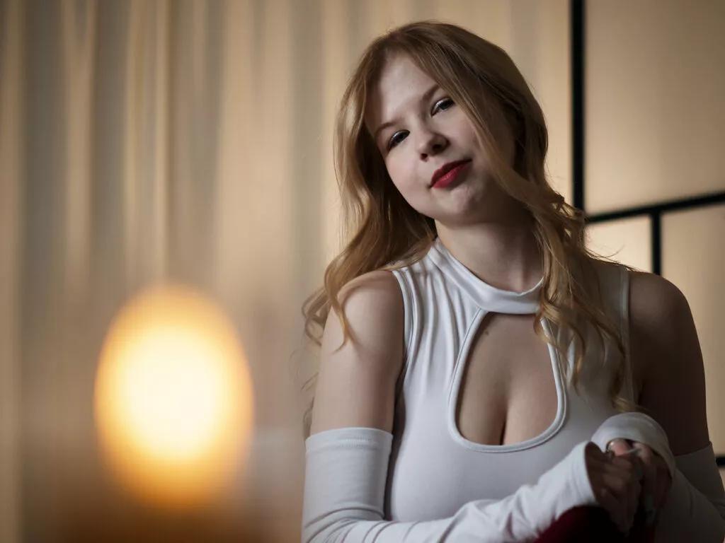 MayGell on LiveJasmin