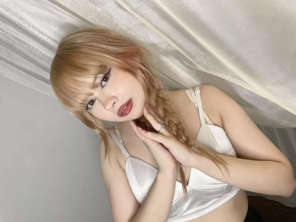 MiaJenkin webcams show profile image 