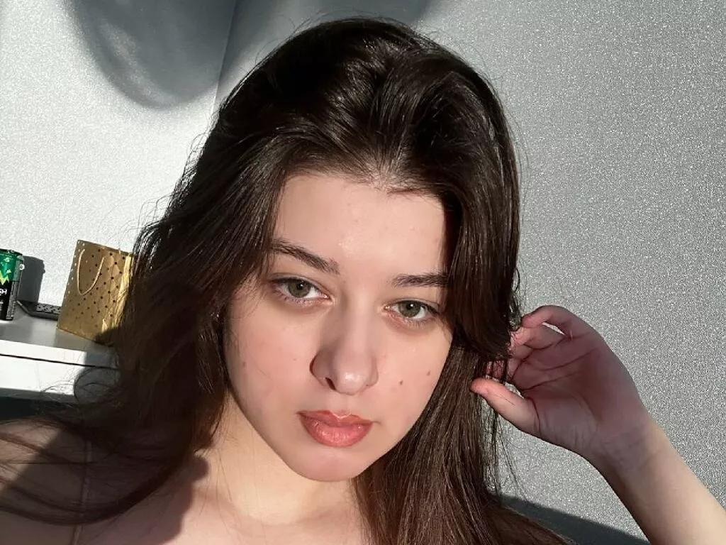 MiaShandri webcams show profile image 