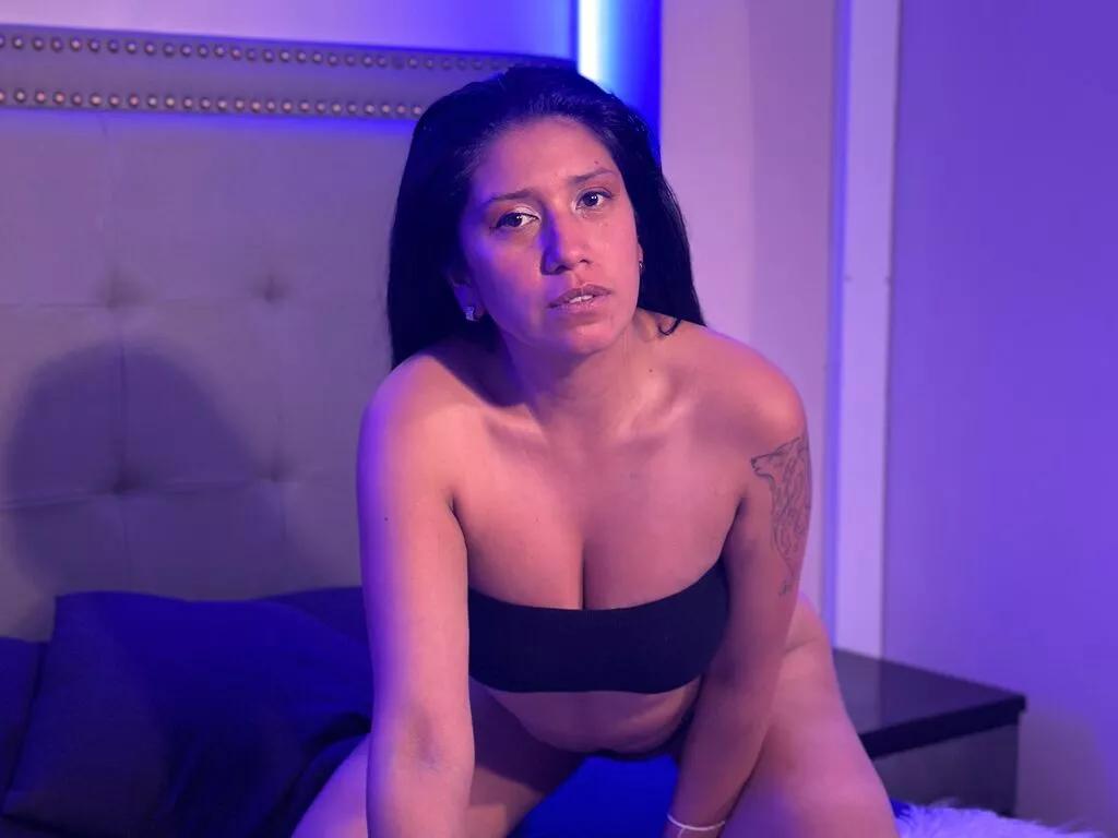 MihaCarther webcams show profile image 
