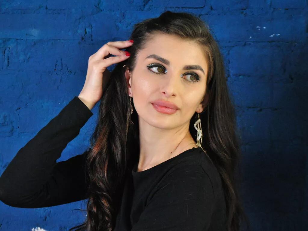 MilaDevis webcams show profile image 