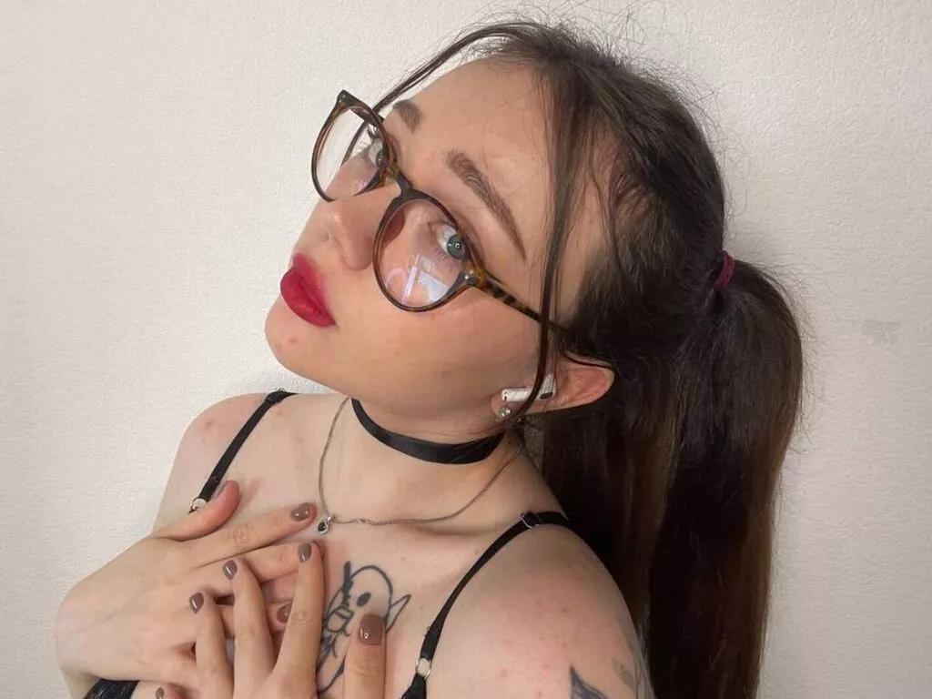 MilenaHailey webcams show profile image 