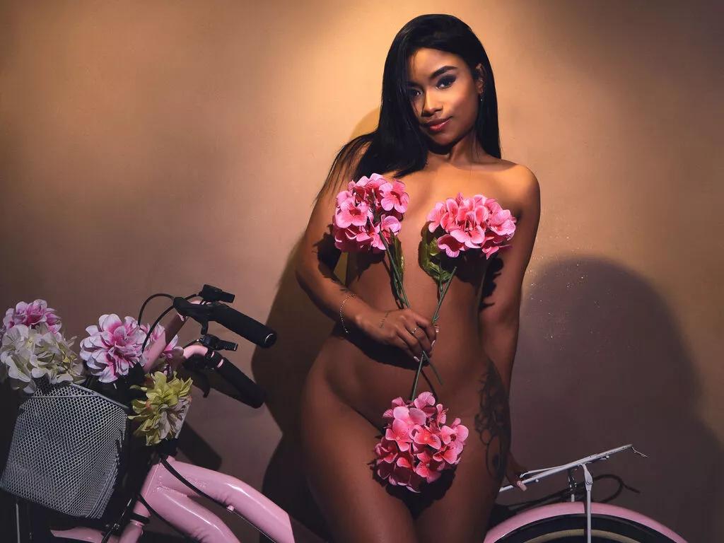 MilyThomas webcams show profile image 