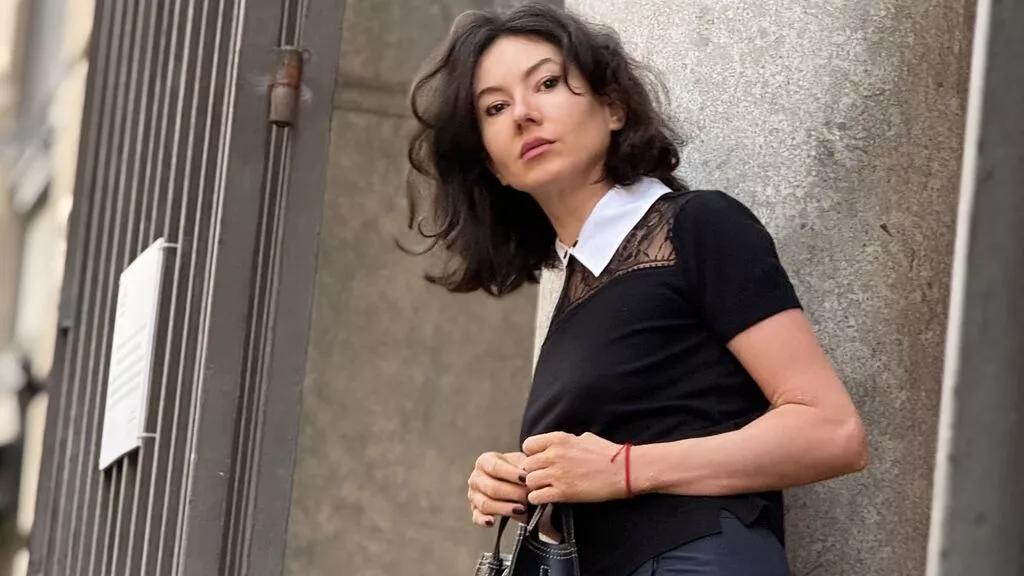 MnemoZeina from LiveJasmin