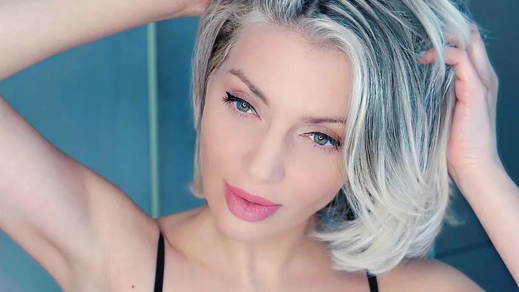 NatalieRain from LiveJasmin