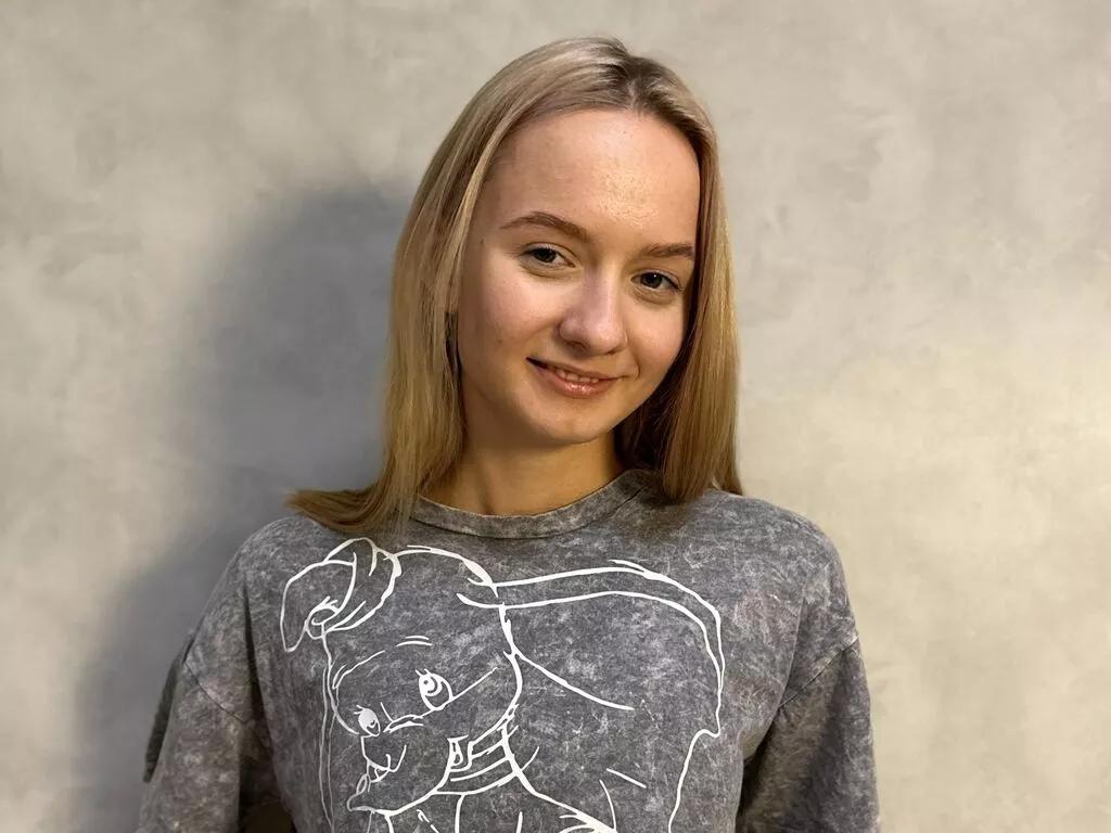 PhilippaBodwell webcams show profile image 