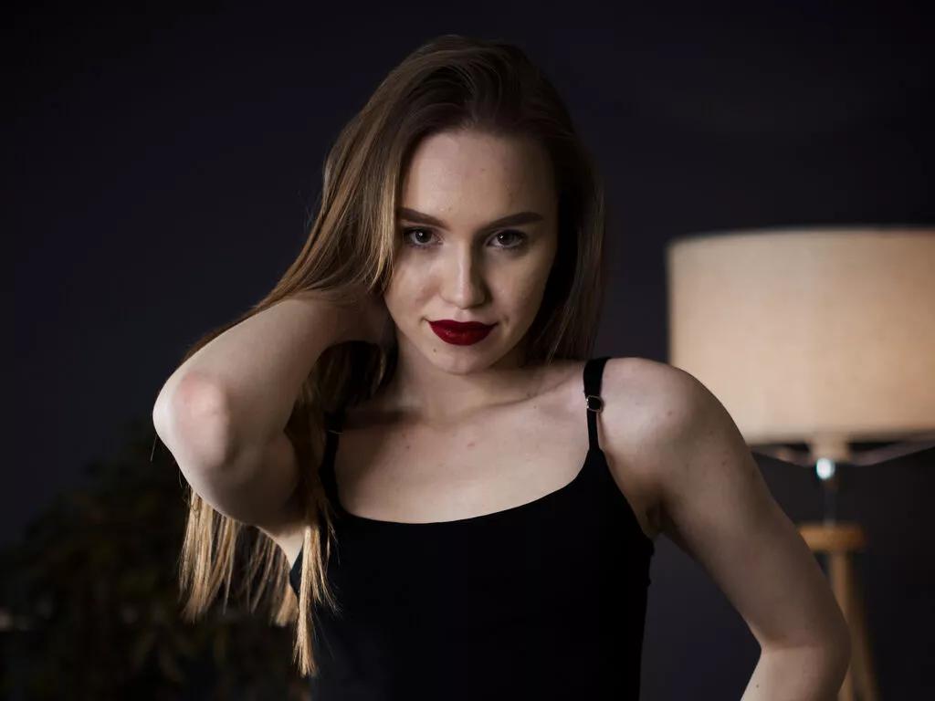 PhyllisAnness webcams show profile image 