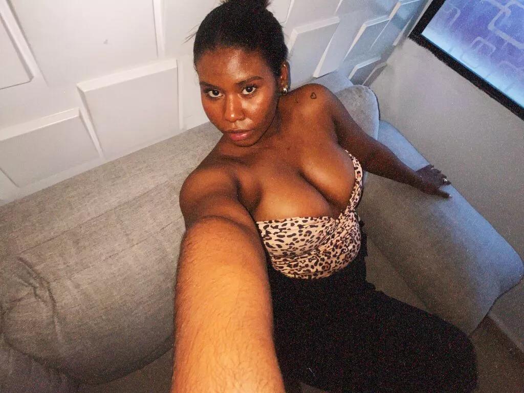 RoseKroft webcams show profile image 
