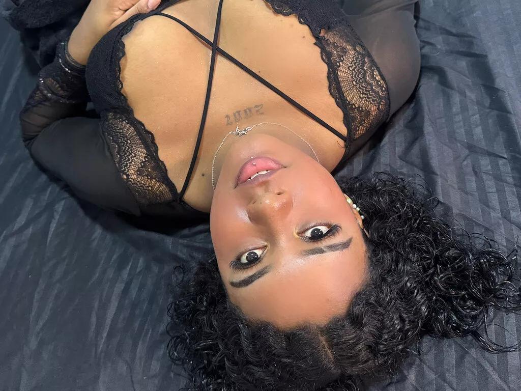 ScarletDrem webcams show profile image 