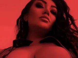 MiaBlackXO webcams show profile image 