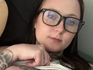 MsWinterSkye webcams show profile image 