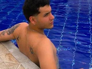 Nohawhiite webcams show profile image 