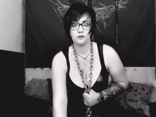 QueenSlade from Streamate