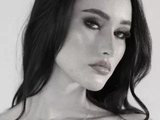 ZaraHartUK from Streamate
