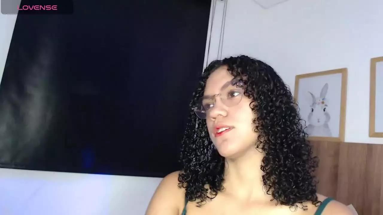 AmarantaFoxz from Streamray
