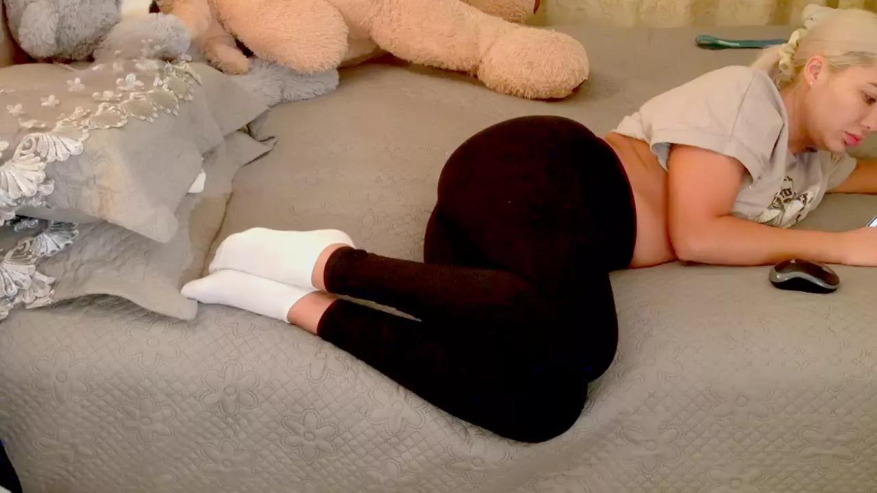 Anna_is_Back from Streamray