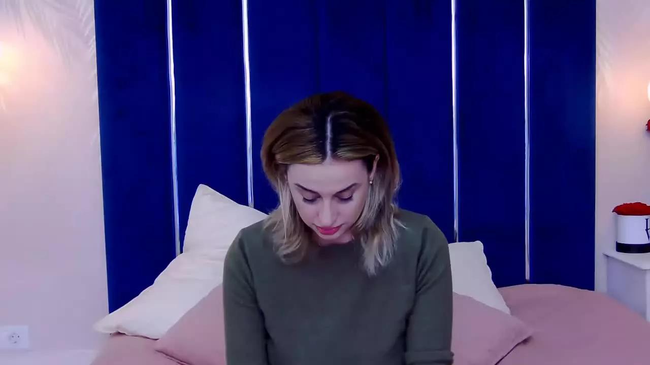 DaianaJacobs from Streamray