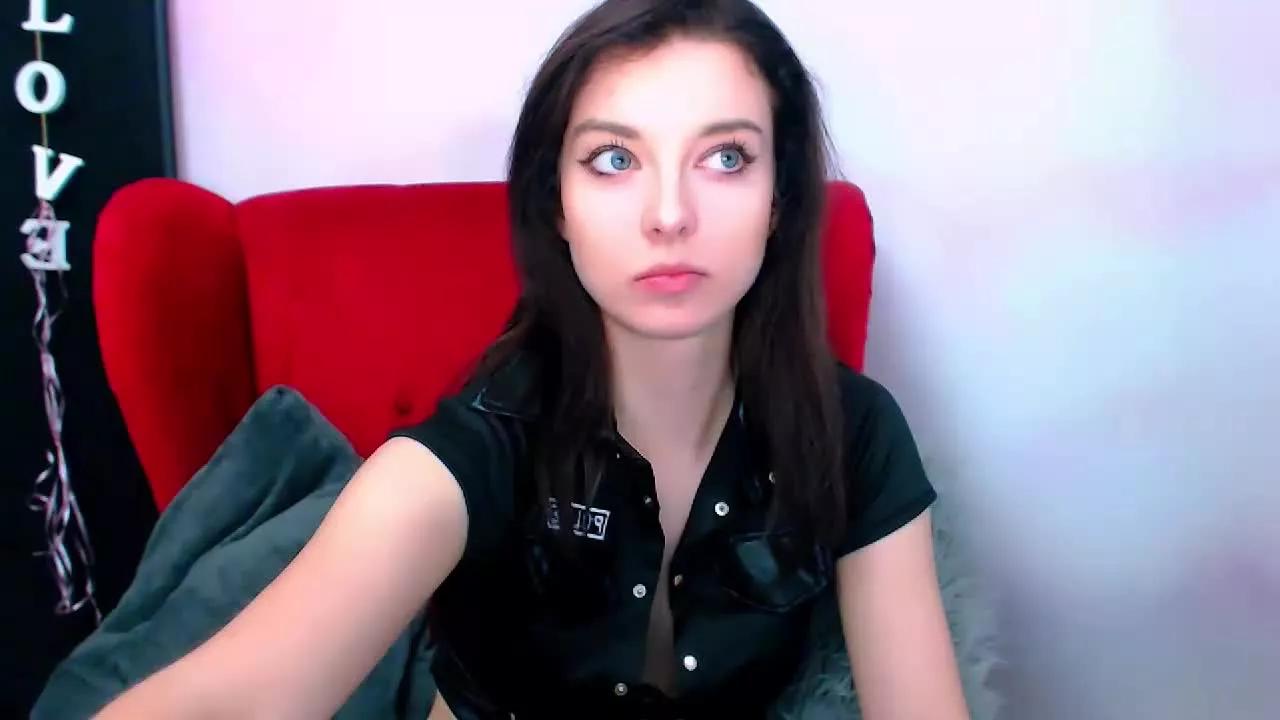DominaLuna webcams show profile image 