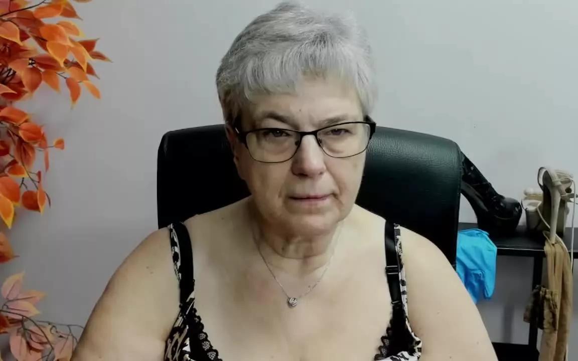 IRIStasty webcams show profile image 