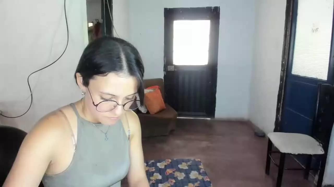 MarianaRabit webcams show profile image 